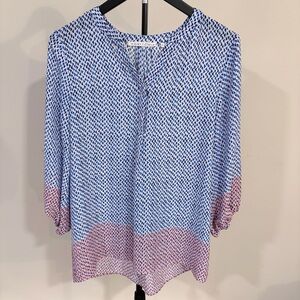 Violet + Claire Vibrant Flowy Geometric Blue Pink Blouse Stylish Beach Summer M
